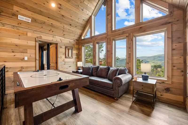 Peakside Escape Cabin