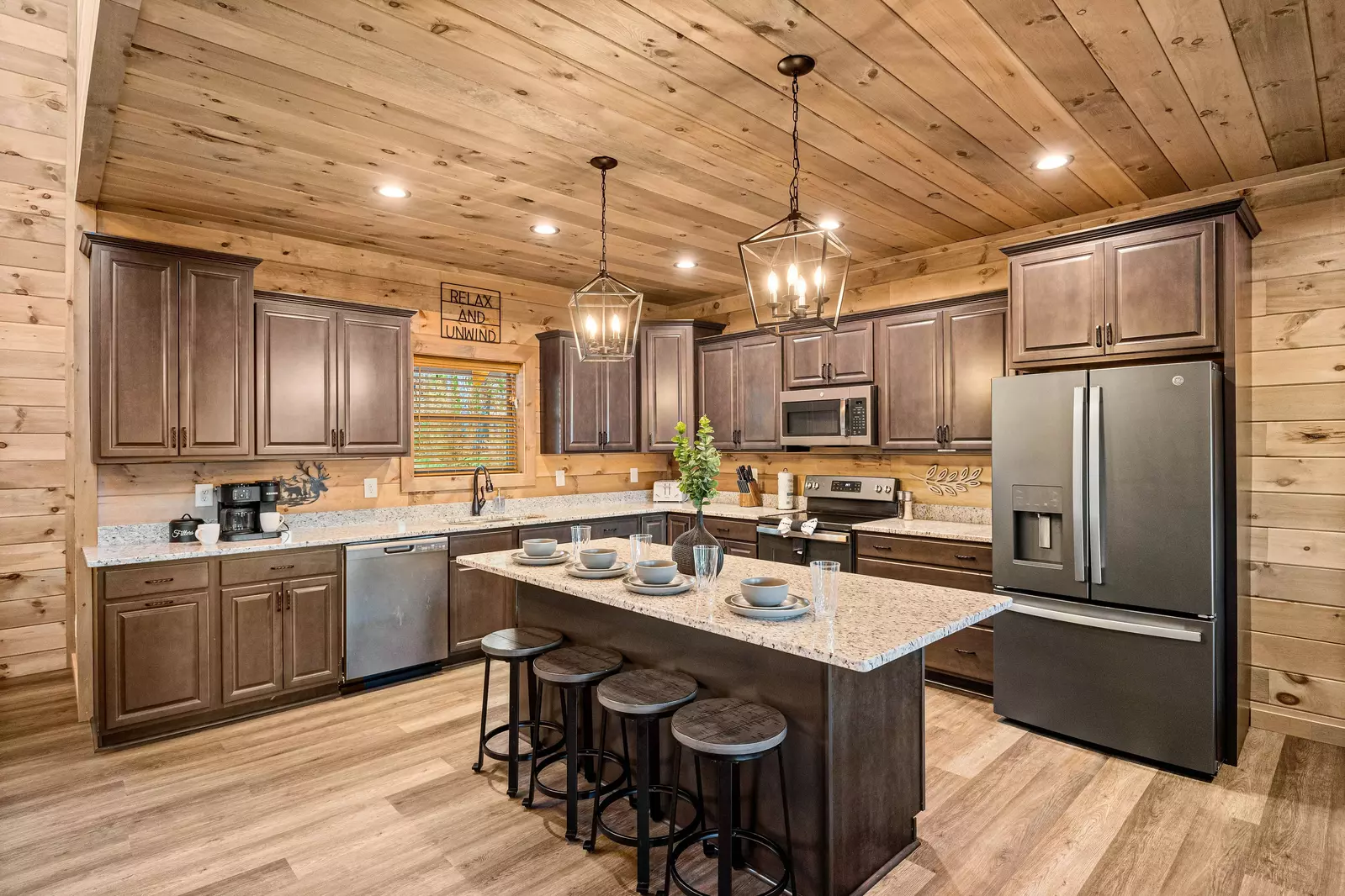 Peakside Escape Cabin