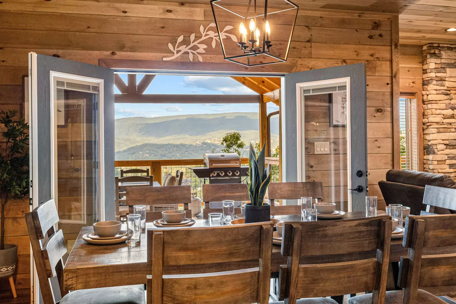 Peakside Escape Cabin