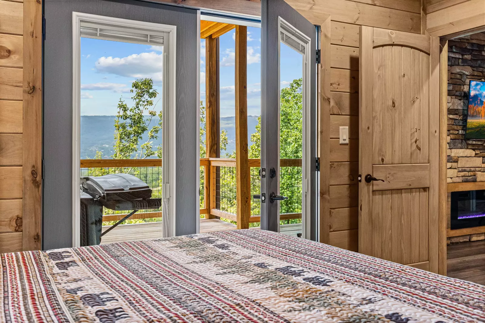 Peakside Escape Cabin