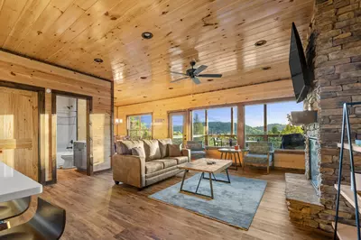 Overlook Swim Lodge