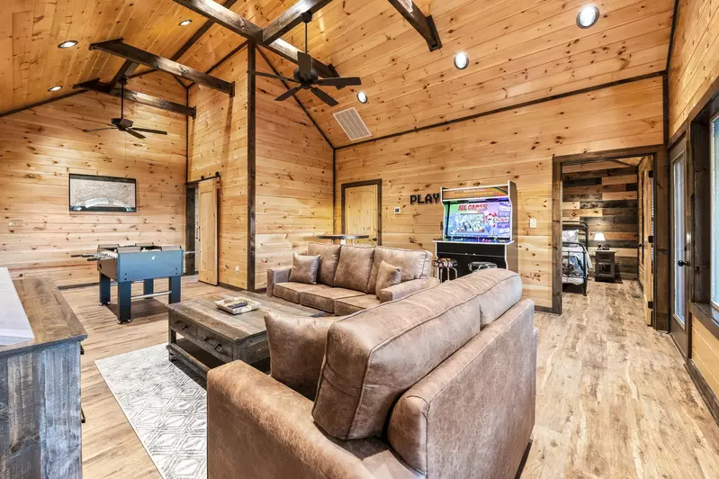 Overlook Swim Lodge