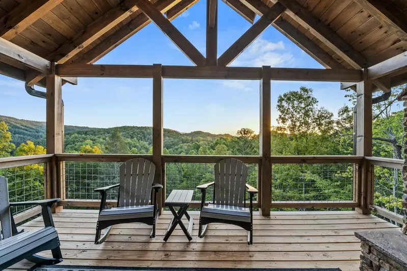 Overlook Swim Lodge
