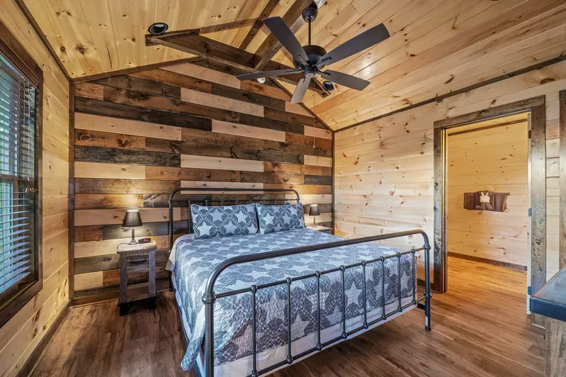 Overlook Swim Lodge