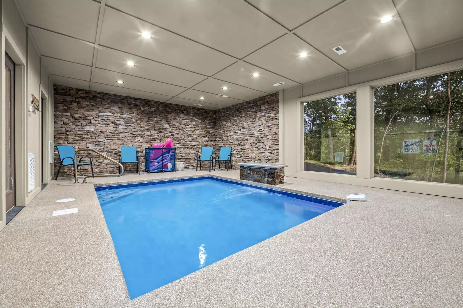 Overlook Swim Lodge