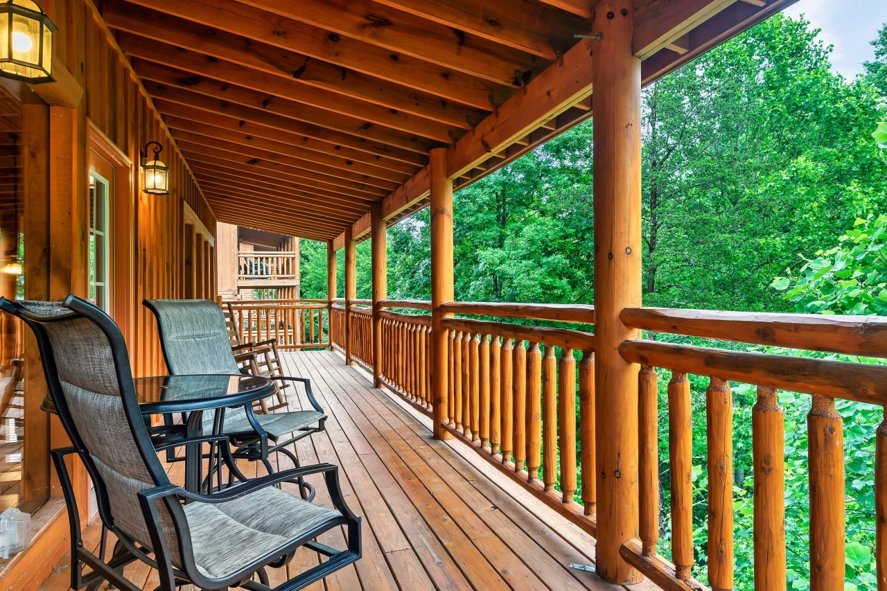 Grizzly Bears Resort