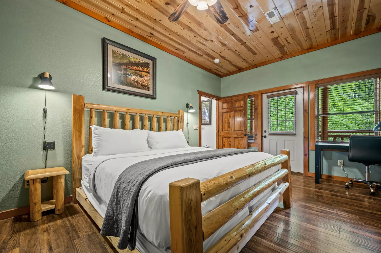 Grizzly Bears Resort
