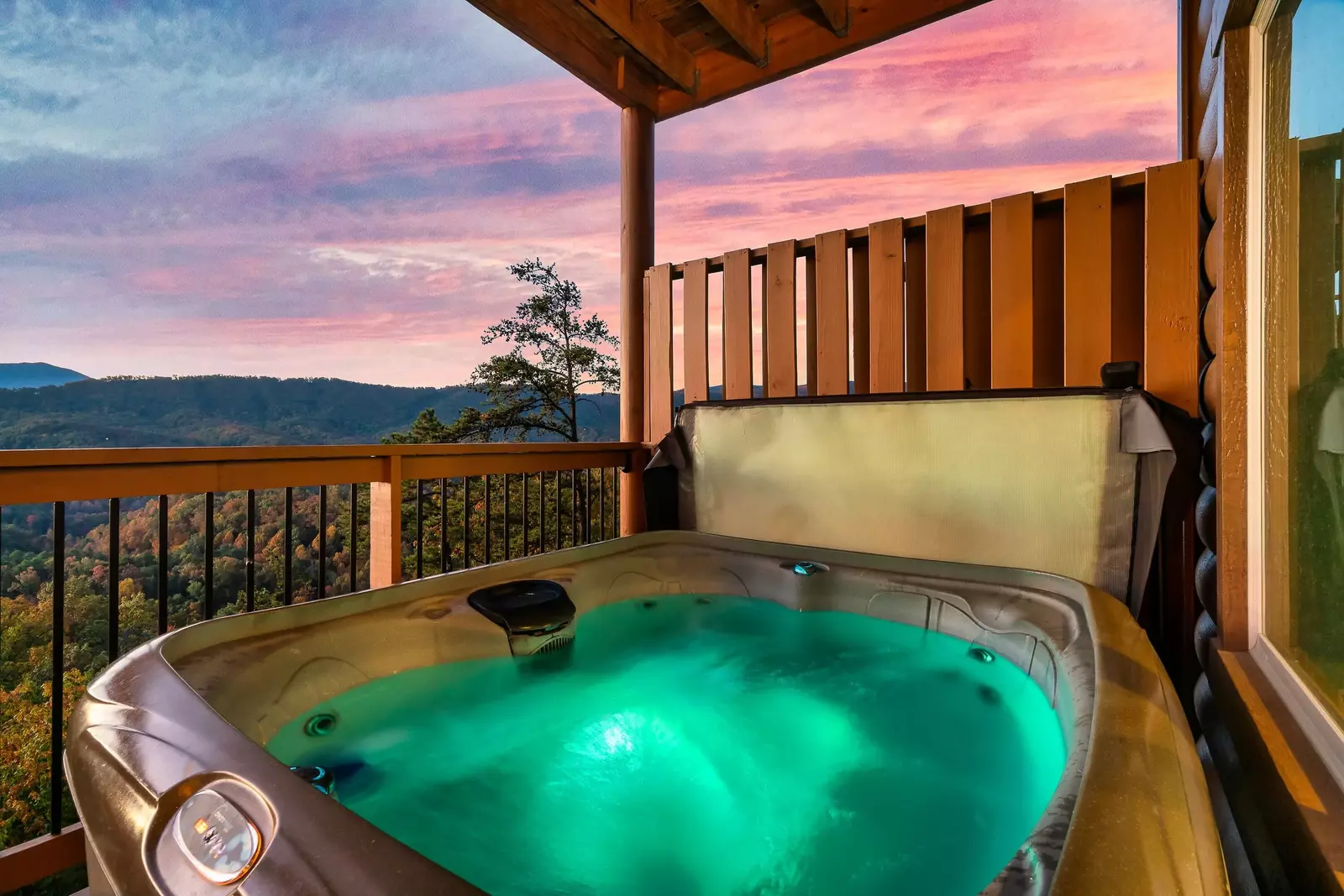 Hot Tub overlooking the Smoky Mountains