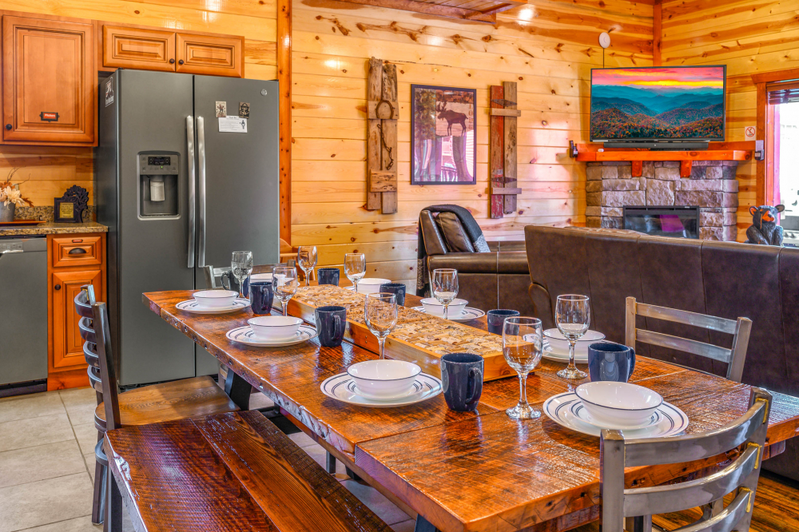 Lazy Bear Lodge