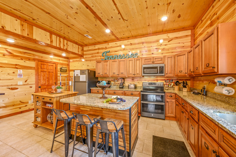 Lazy Bear Lodge