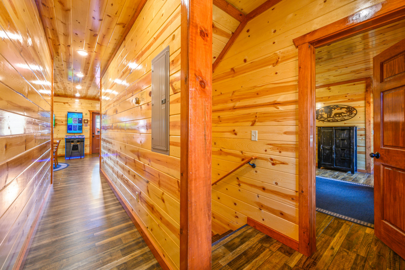 Lazy Bear Lodge