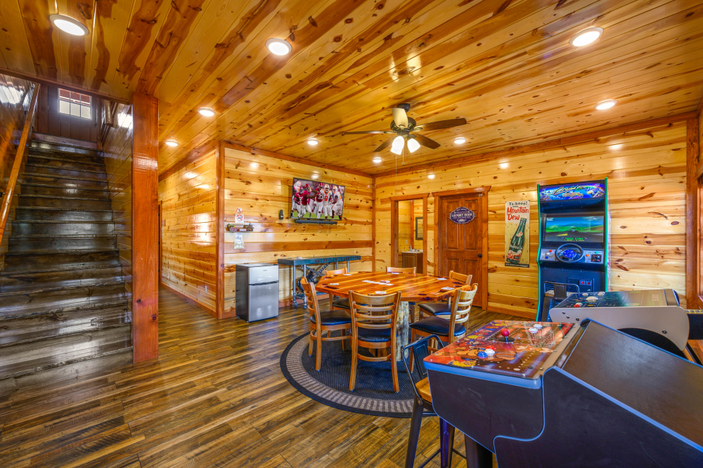Lazy Bear Lodge