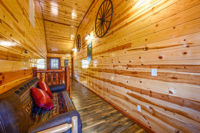 Lazy Bear Lodge