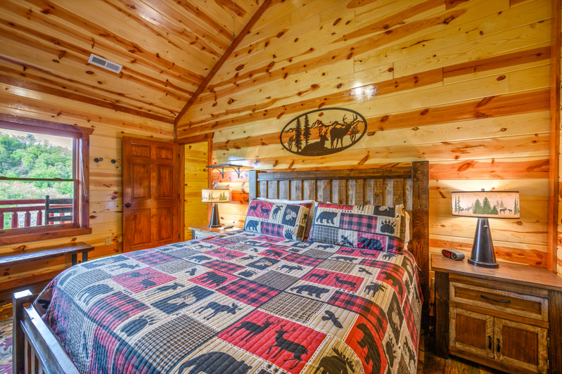 Lazy Bear Lodge