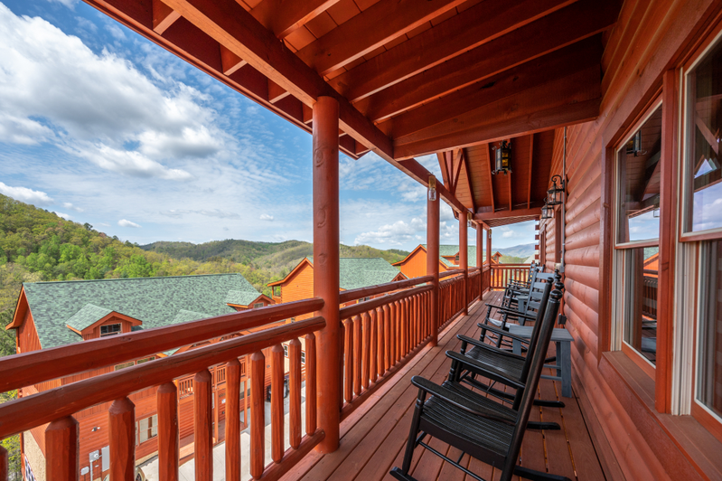 Lazy Bear Lodge