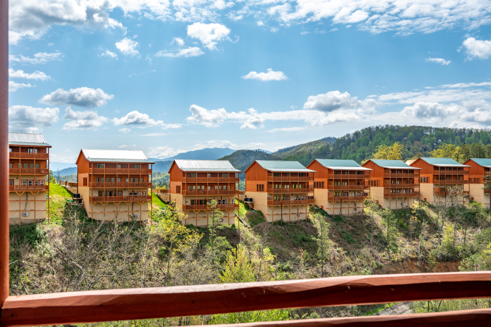 Lazy Bear Lodge