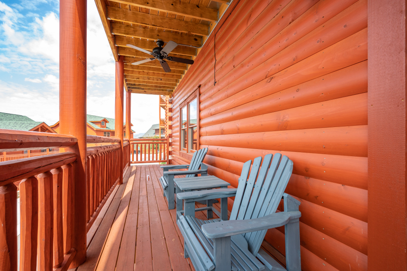 Lazy Bear Lodge