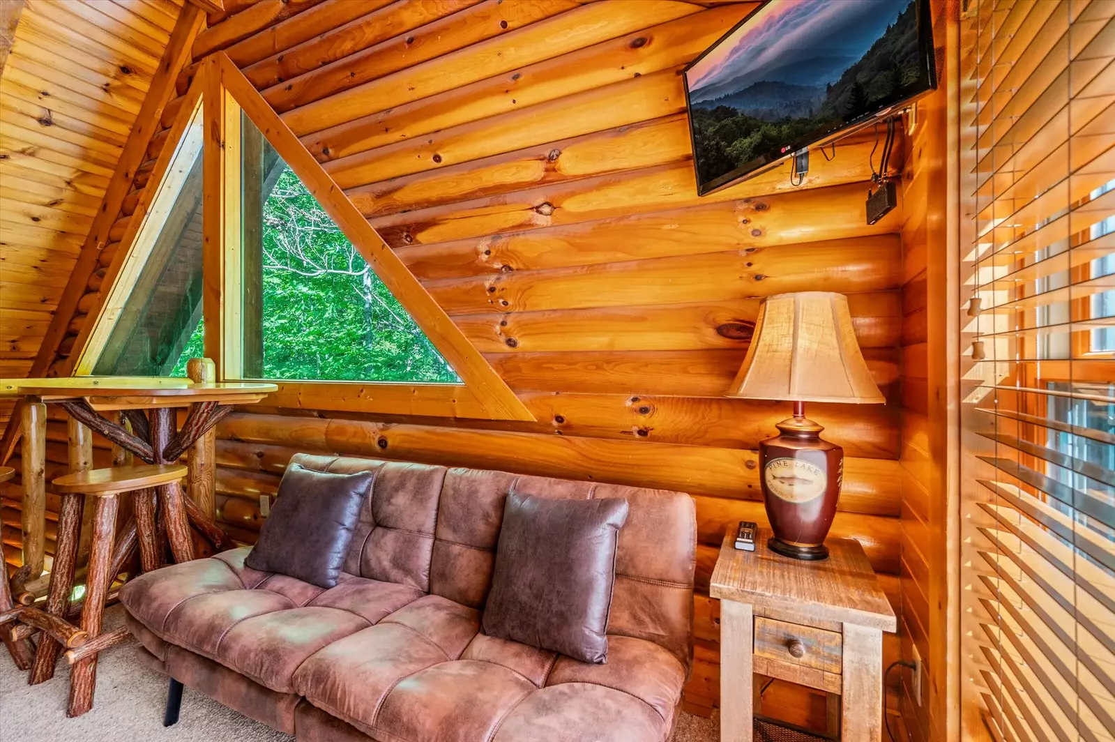 Property image, Interior, of The Fontana