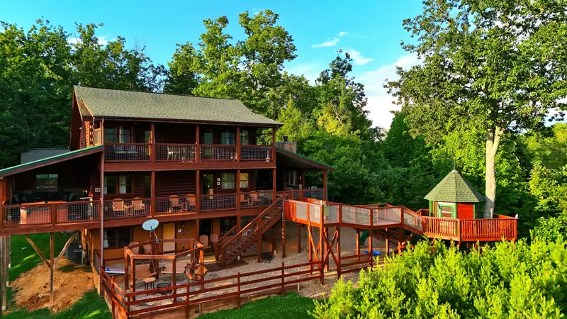 Property image, Interior, of Luxe Grand View