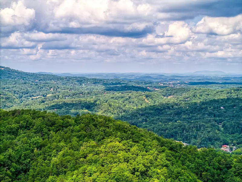 Awesome Views panoramic mountain views