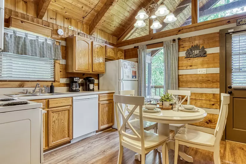 ROMANTIC HIDEAWAY