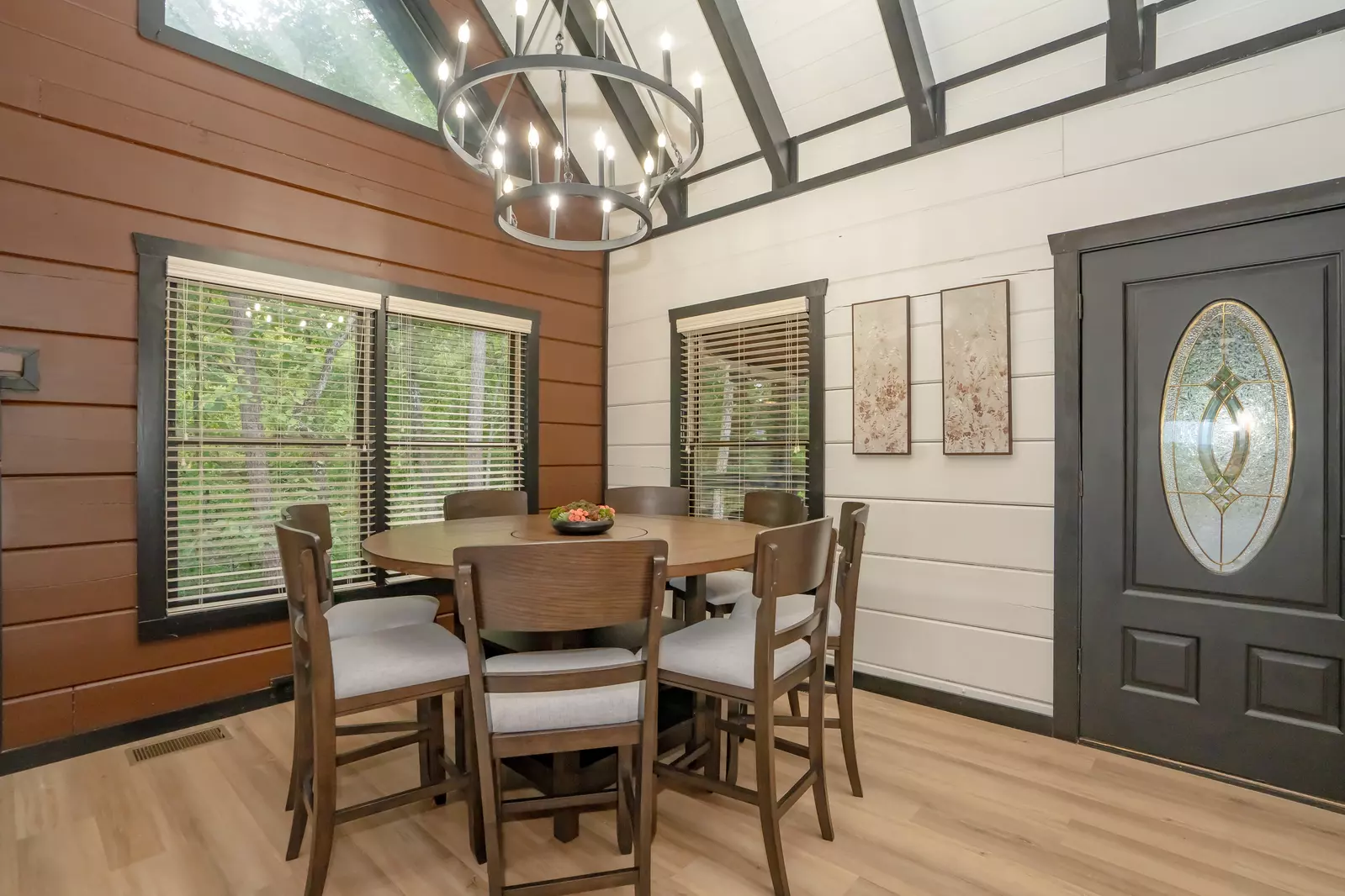 Mountaintop Island Views