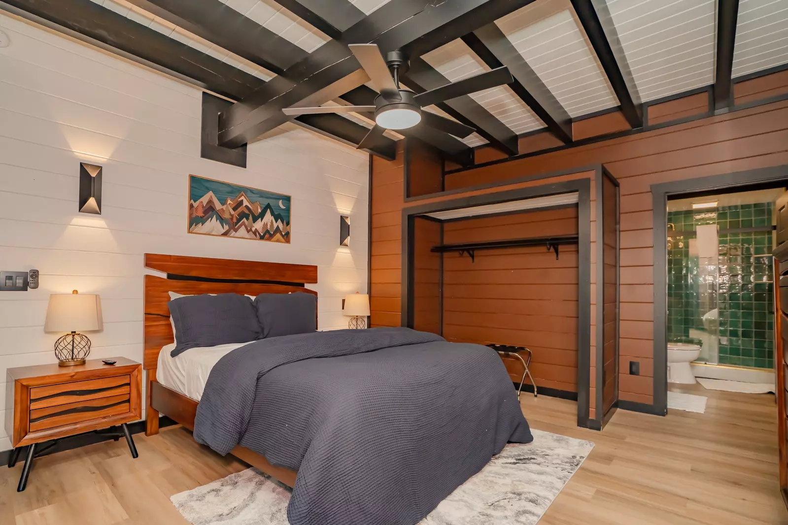 Mountaintop Island Views