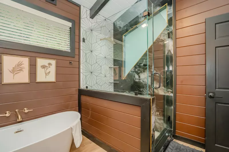 Mountaintop Island Views