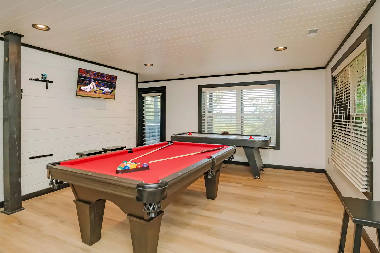 Mountaintop Island Views