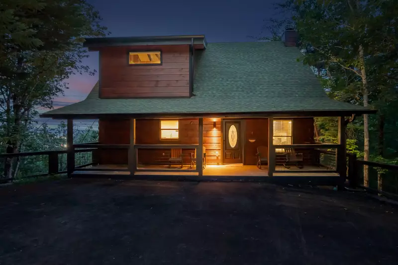 Mountaintop Island Views