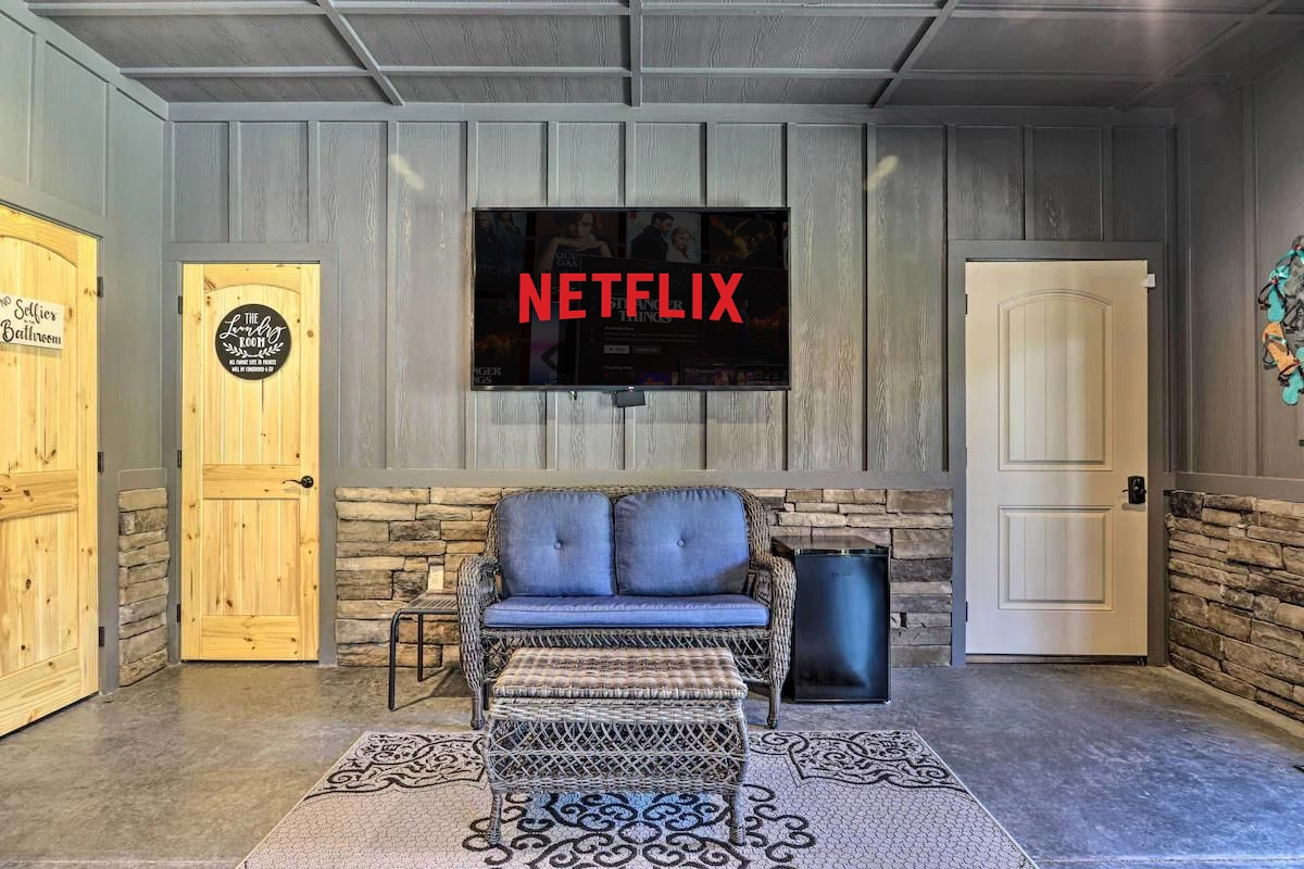 Property image, Interior, of Wanderlust Pool Paradise