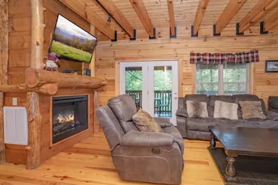 Keaton's Wild Animal Cabin