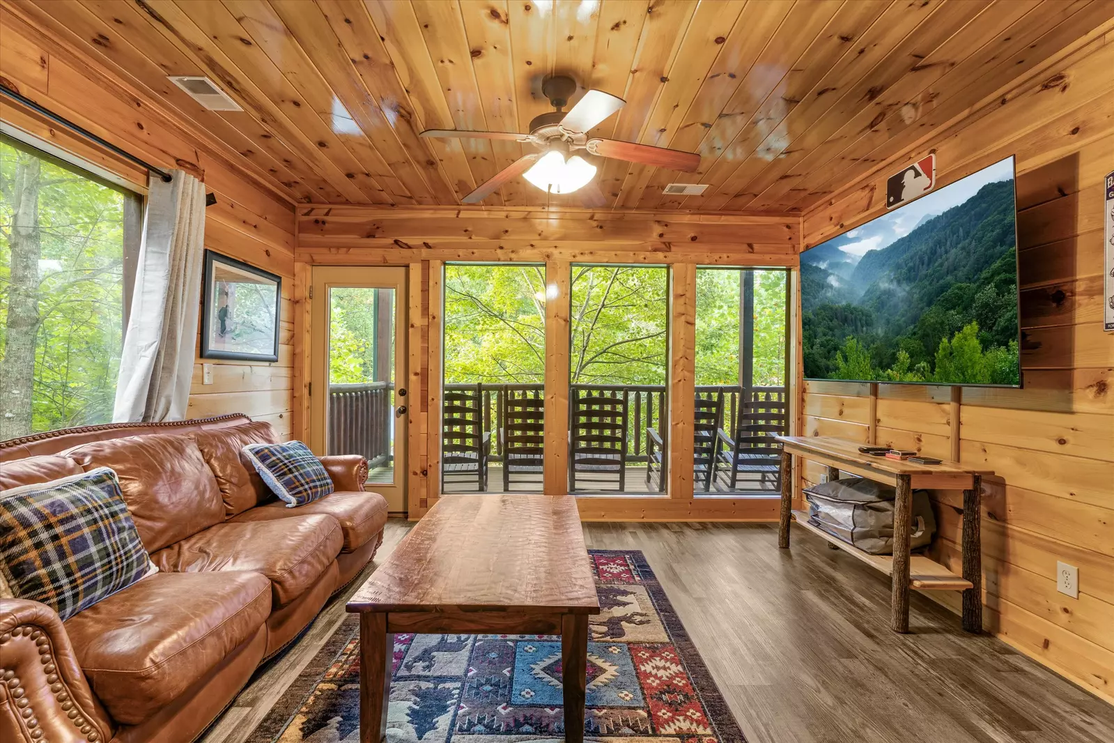 Property image, Interior, of Summit Sanctuary
