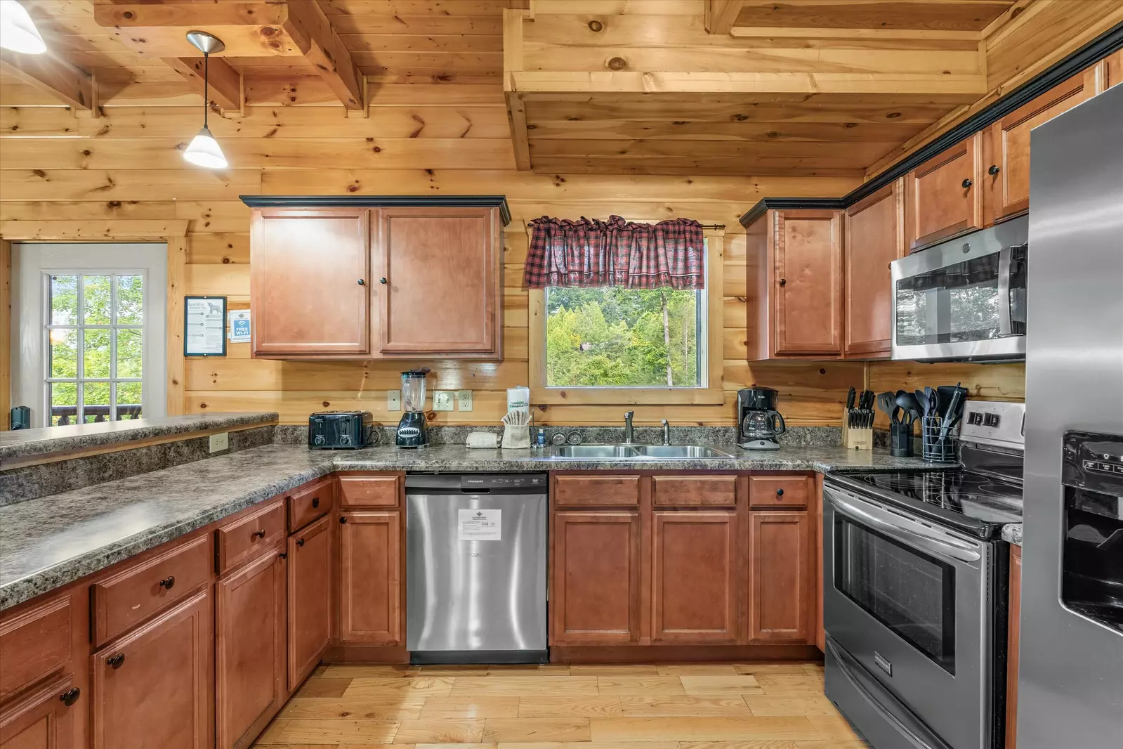Property image, Interior, of Summit Sanctuary