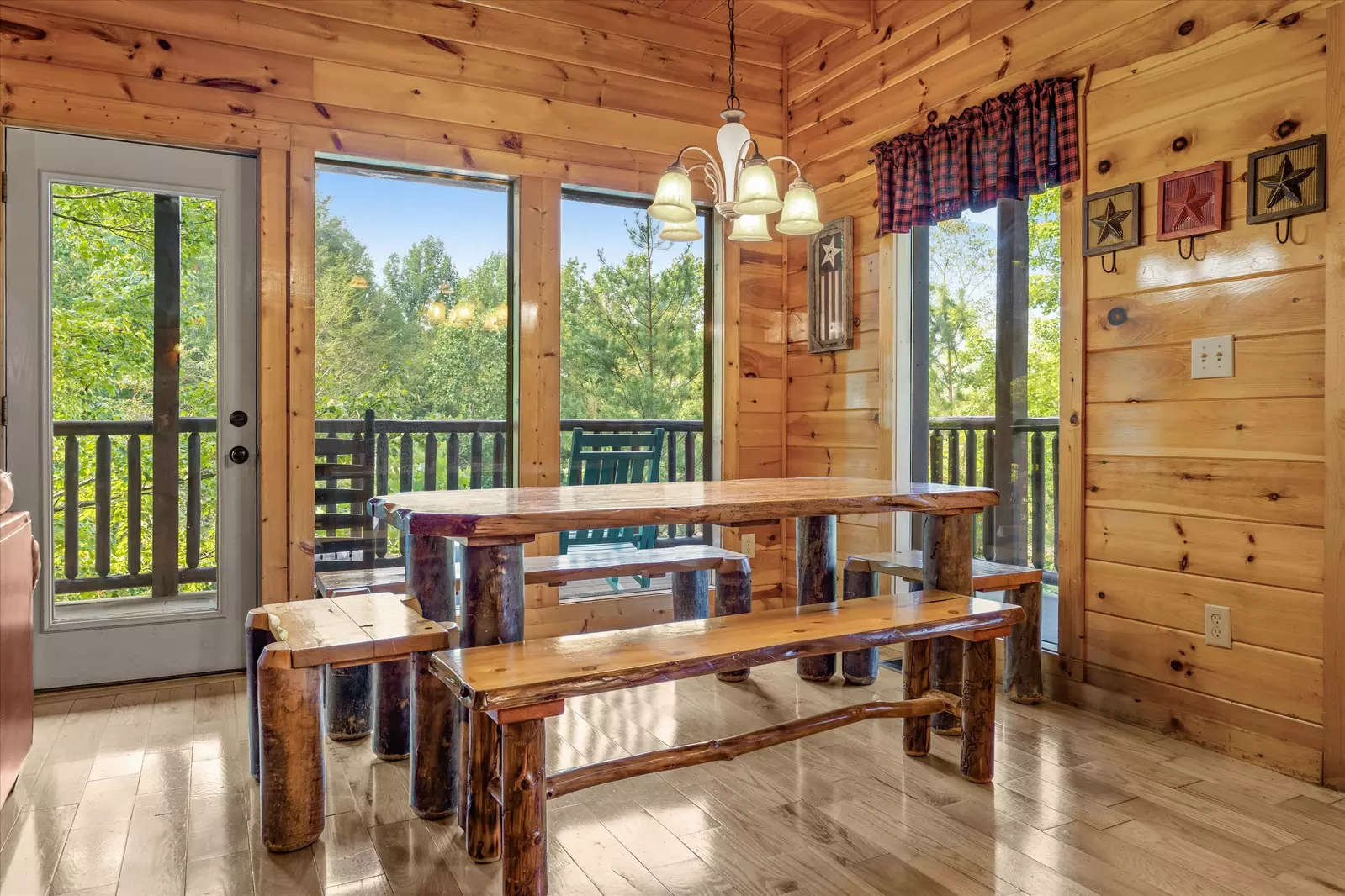 Property image, Interior, of Summit Sanctuary