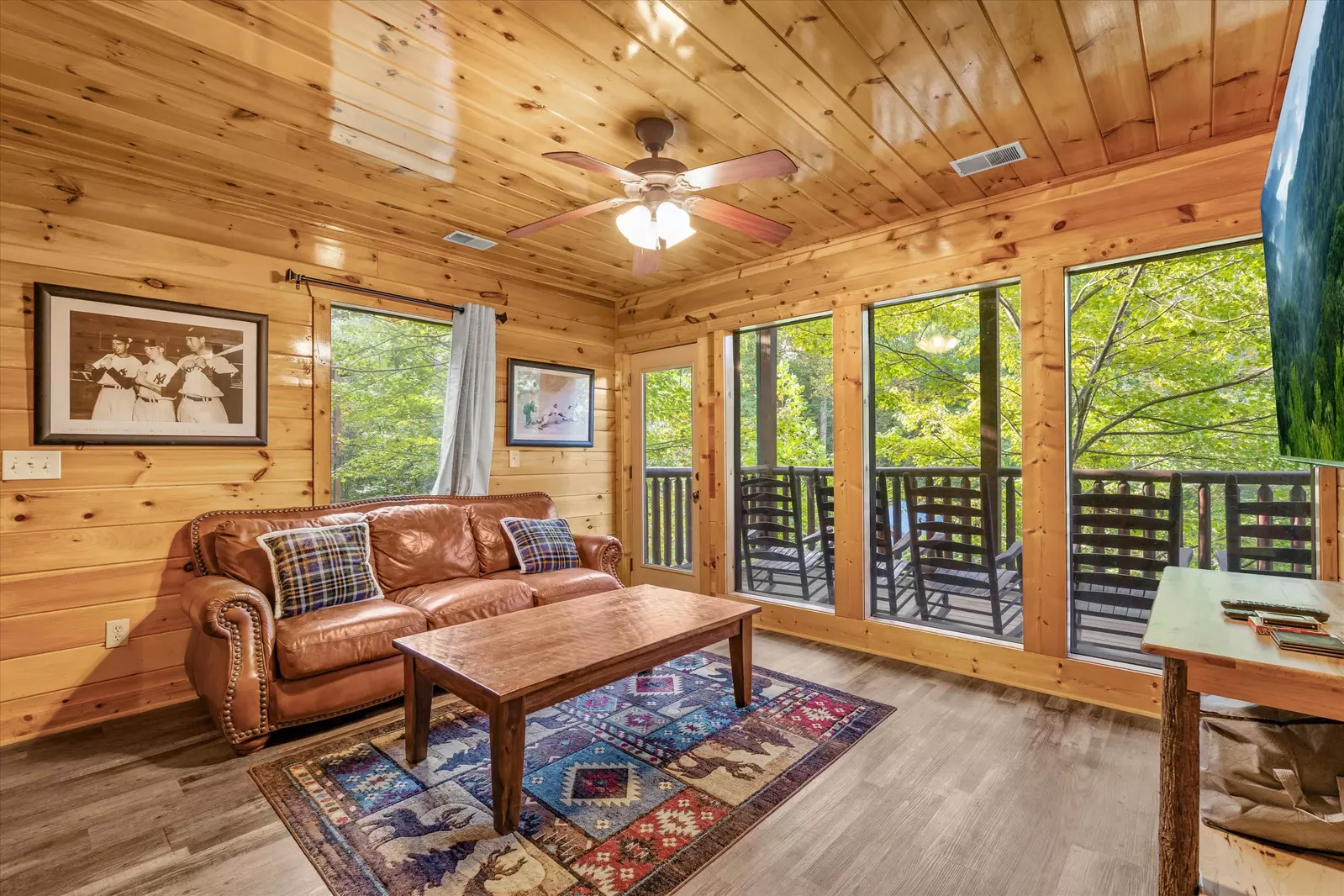 Property image, Interior, of Summit Sanctuary