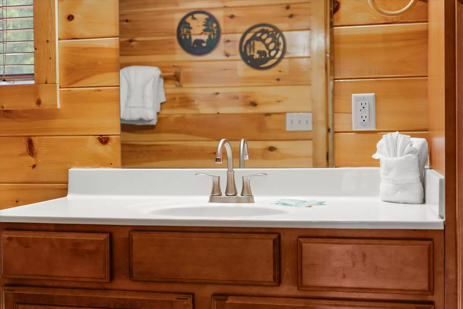 Property image, Interior, of Summit Sanctuary