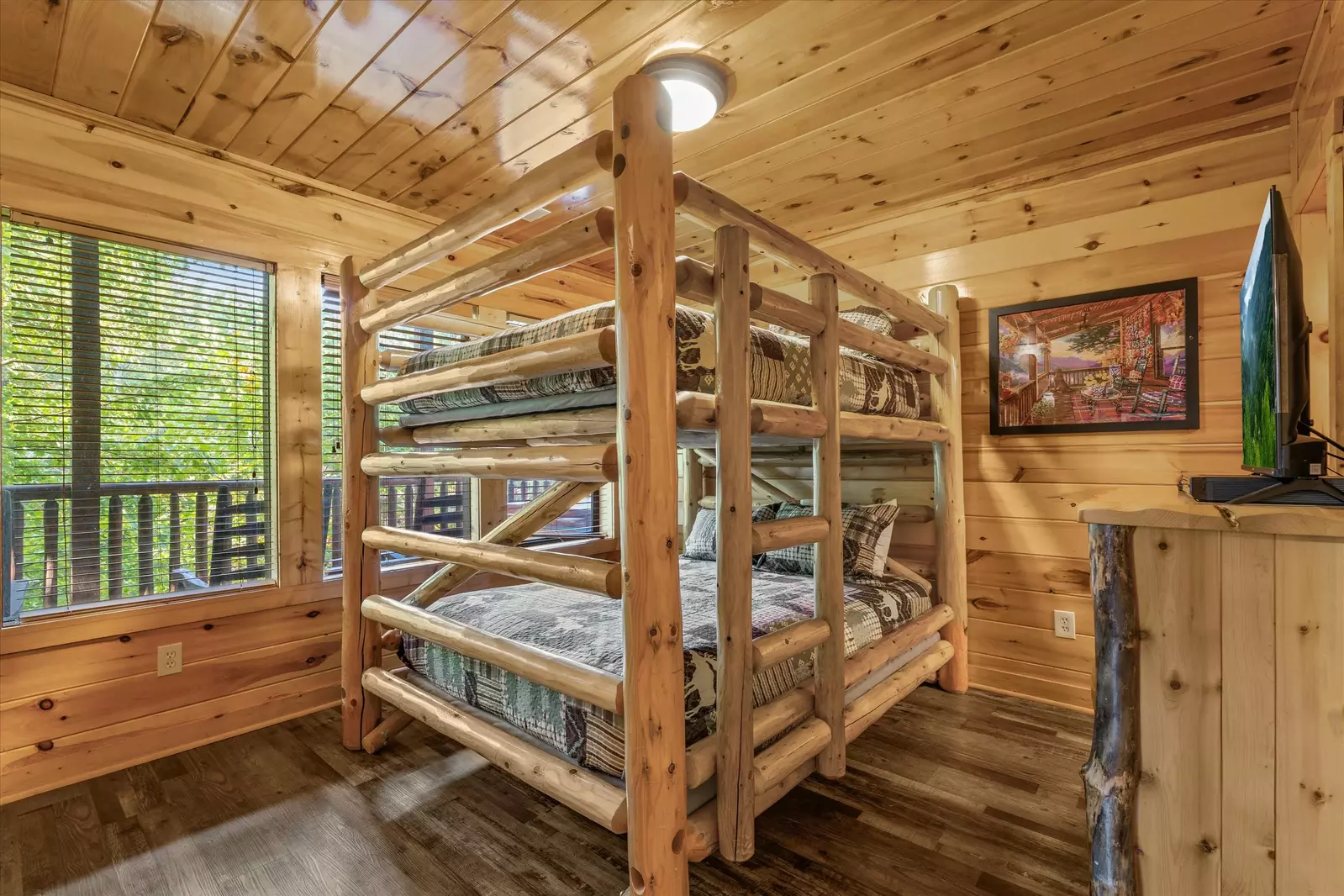Property image, Interior, of Summit Sanctuary