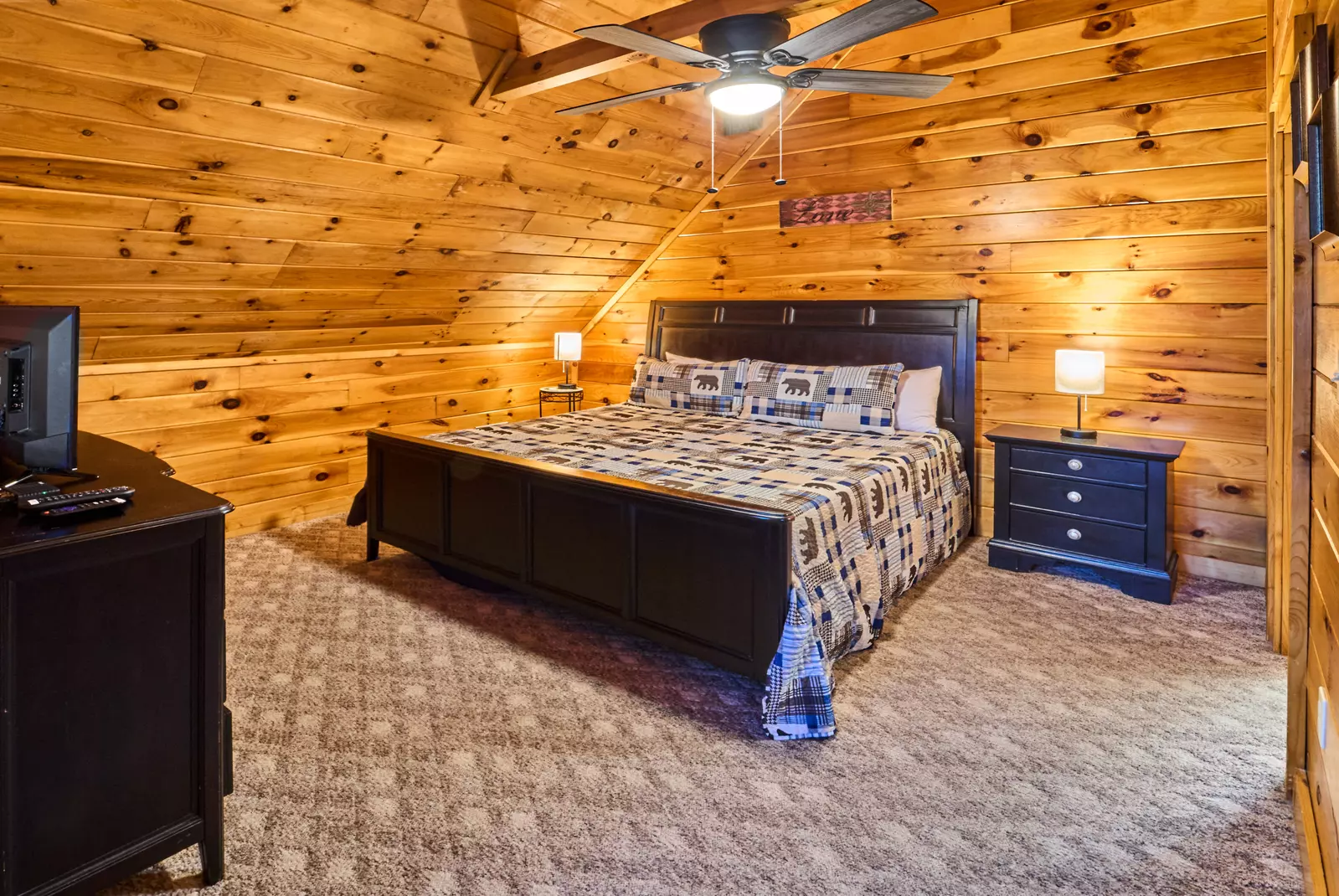 Property image, Interior, of Mountain Splash