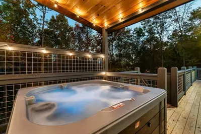 enjoying cabin amenities is one of the best things to do in Sevierville at night