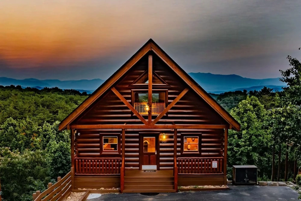 enjoying cabin amenities is one of the best things to do in Sevierville at night