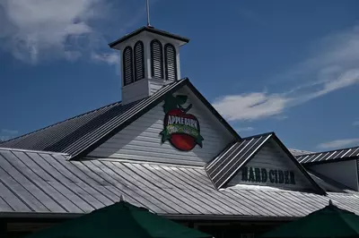 Apple Barn Cider House offers Tennessee cider