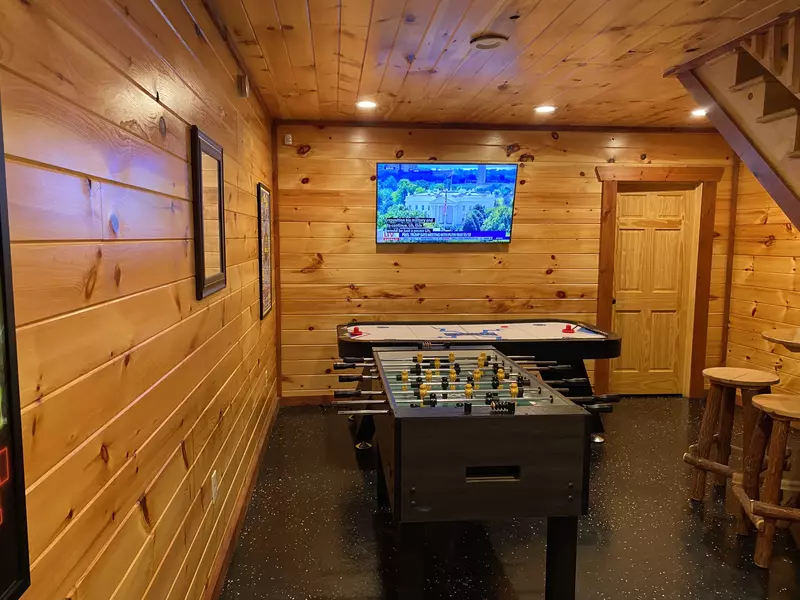 Hickory Hollow Retreat