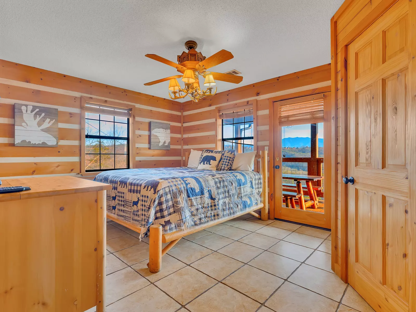 Property image, Exterior, of Smoky View with a Twist #2030