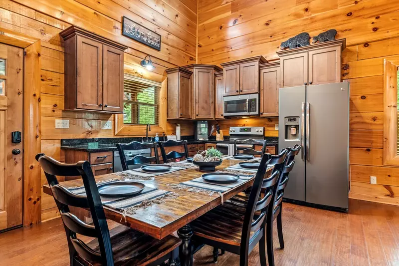 Fully stocked kitchen with everything you need for home-cooked meals or quick snacks