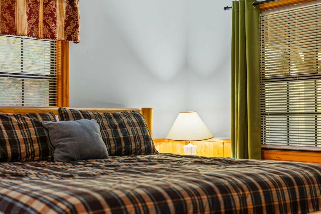 Little Mountain Hideaway