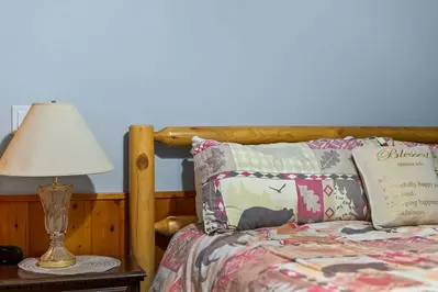 Little Mountain Hideaway