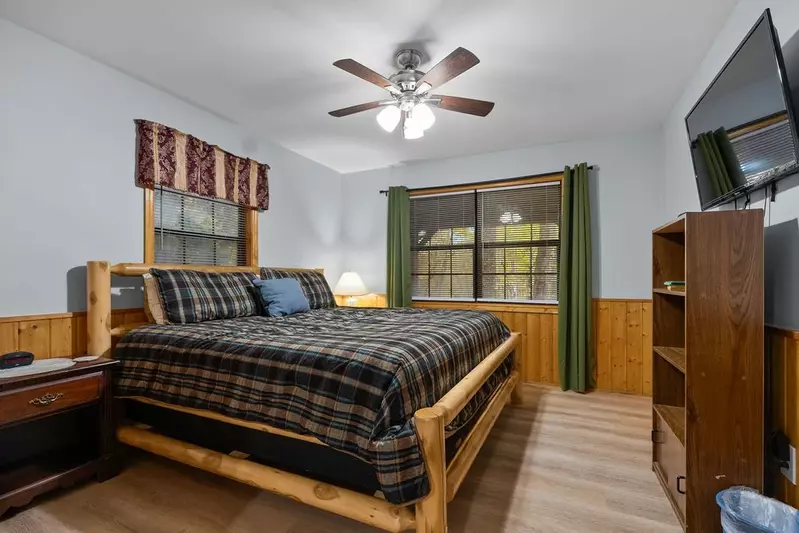 Little Mountain Hideaway