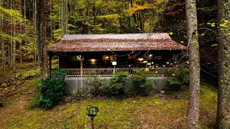 Little Mountain Hideaway