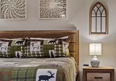 Bluff Mountain Escape